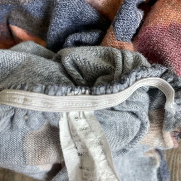 Motherbee Maternity Blue Floral Dress with Side Ruching, size small - Picture 9 of 9